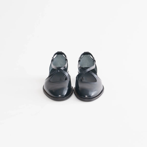 SHAW_glass black