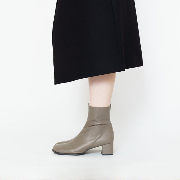 TOYNBEE 5_dark taupe