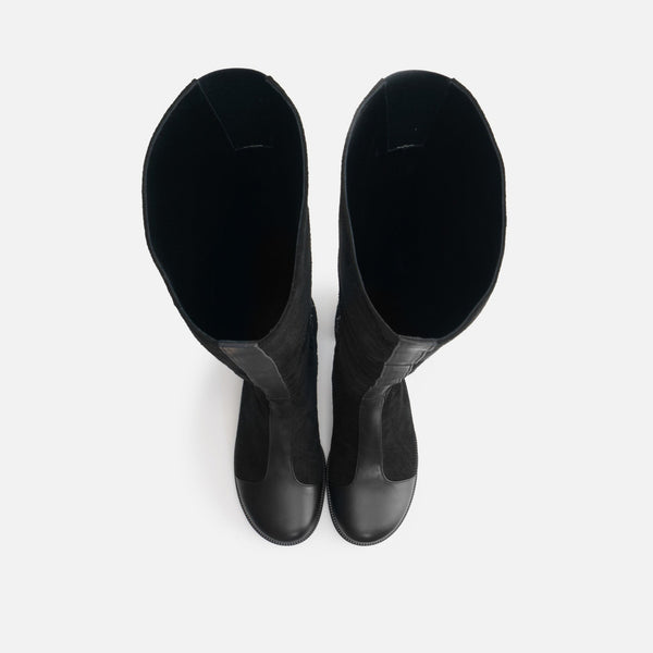 DEVAS_black