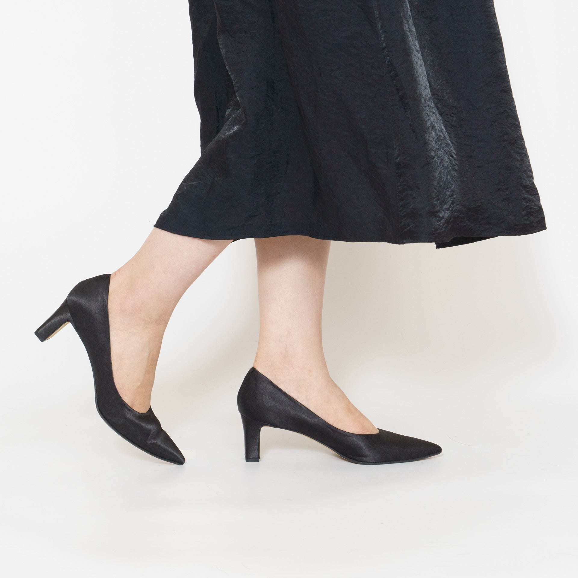LIEGE_black satin – KATIM Official Online Store
